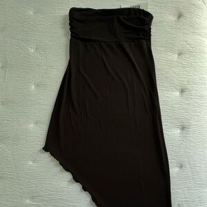 Black asymmetrical mini dress with a boho vibe
BRAND NEW TAGS ATTACHED